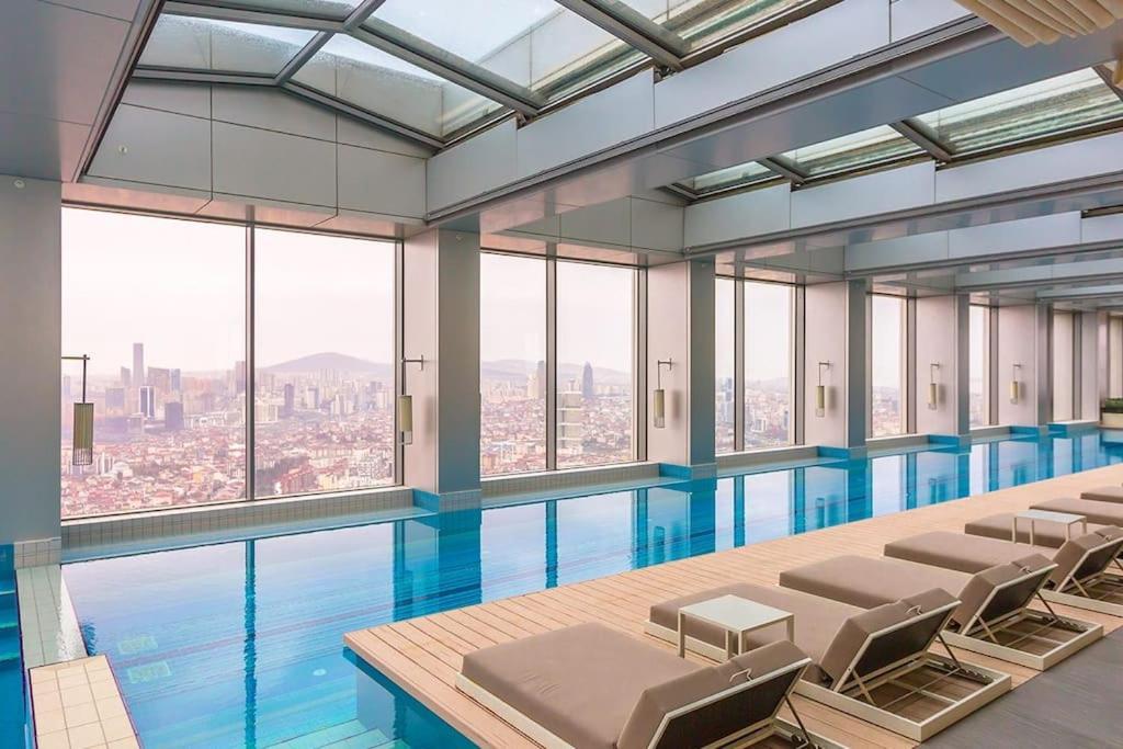 Emaar, Dinner At 102M With A View Of The Bosphorus İstanbul Dış mekan fotoğraf